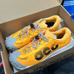 2023 Nike ACG Mountain Fly 2 Low 'Laser Orange